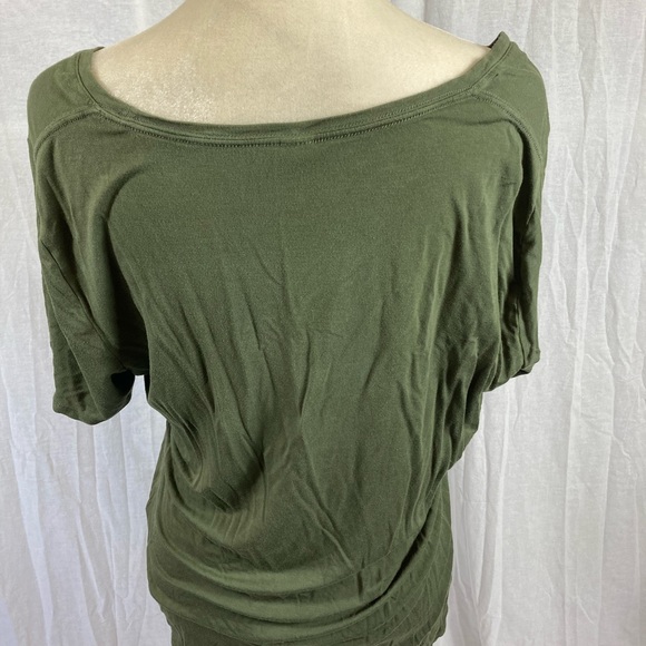 Army green high low tee - Picture 2 of 2